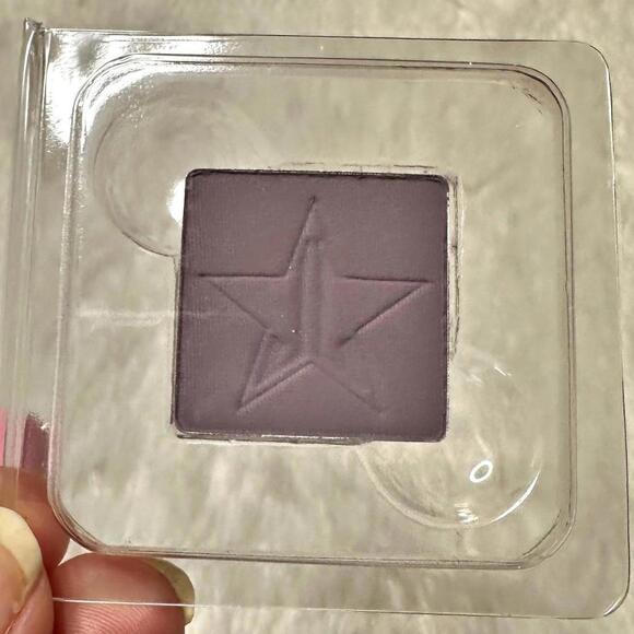 NIB Jeffree Star 1985 Pressed Pigment Artistry Single 1.5g - Picture 3 of 6
